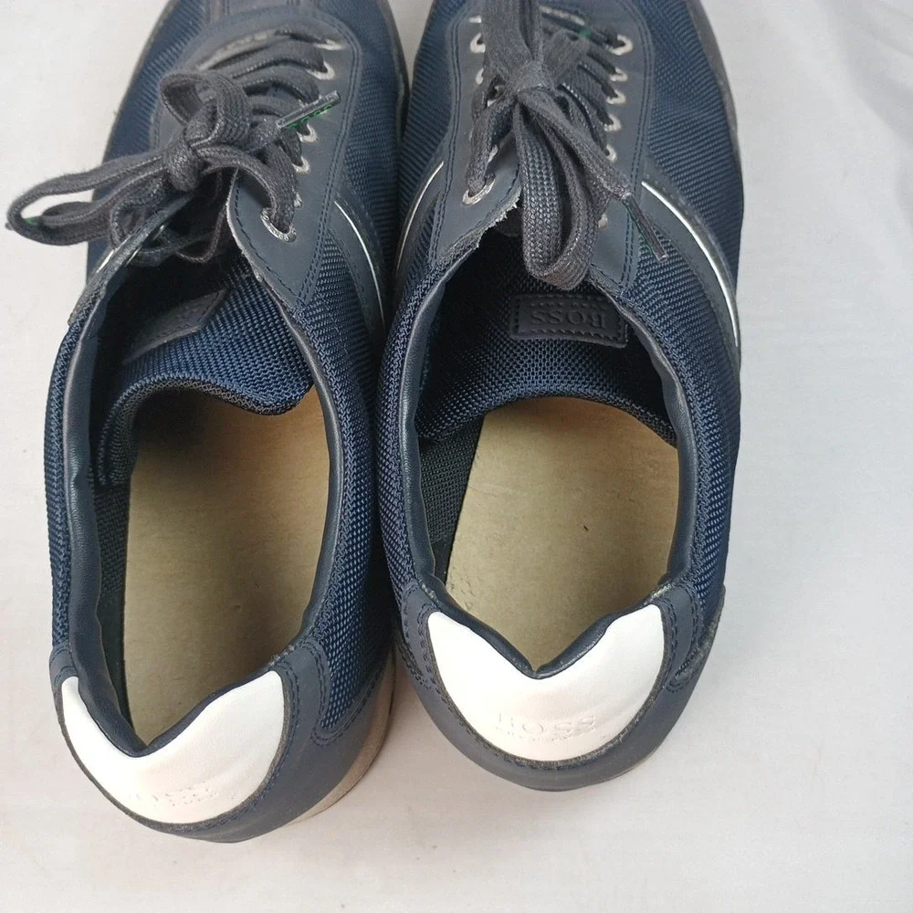 Hugo Boss Casual Sneaker Low Top For Men Dark Navy Blue Size US 9 EU 43 Preowned